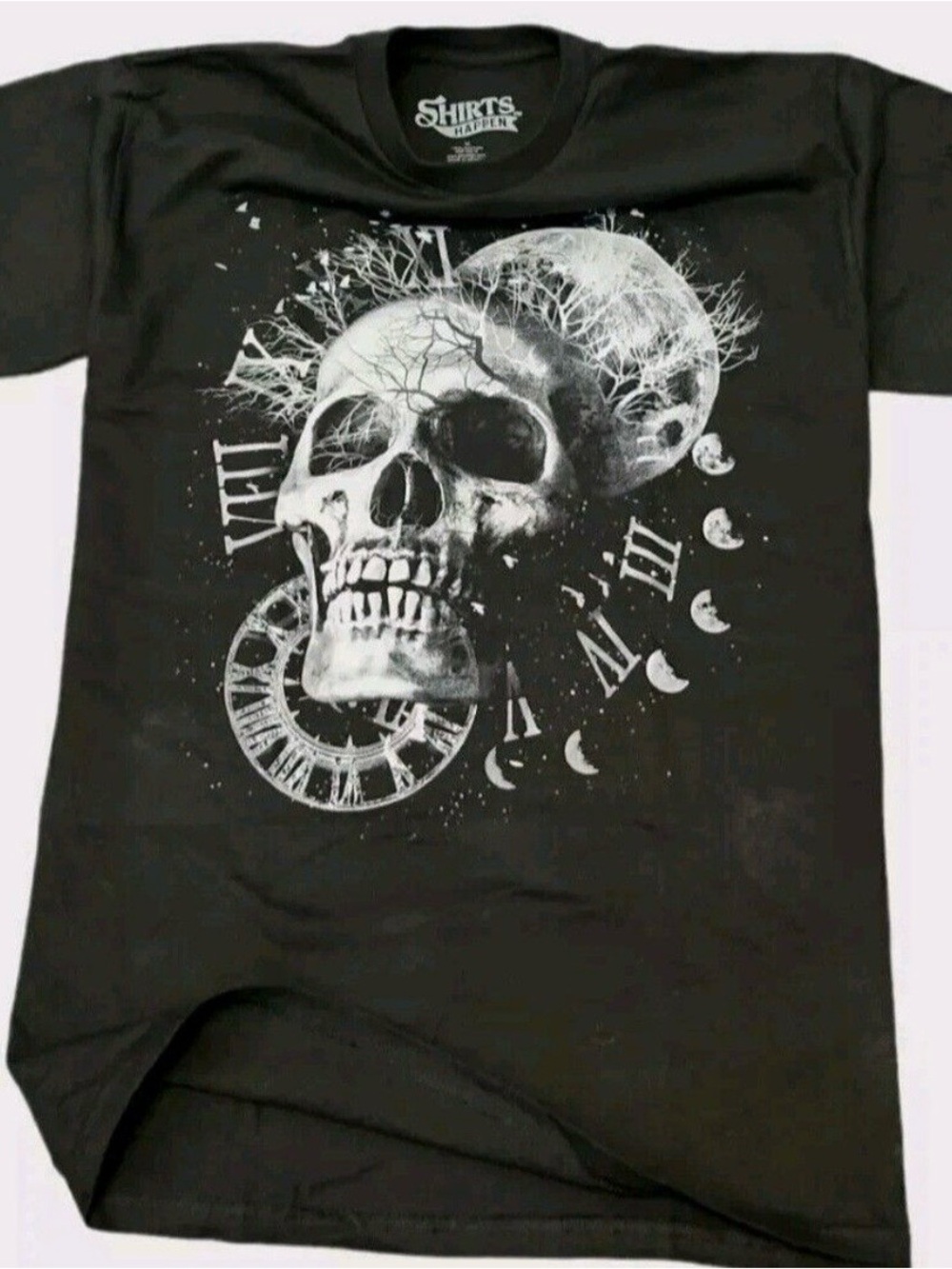 Men’s Black Skull Graphic Tee